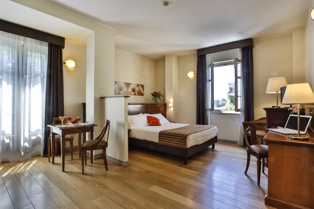 Double or Twin Room,689005833:JPEG